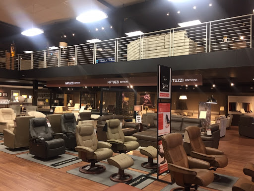 Furniture Store «Peerless Furniture & Leather Gallery», reviews and photos, 6312 N Illinois St, Fairview Heights, IL 62208, USA