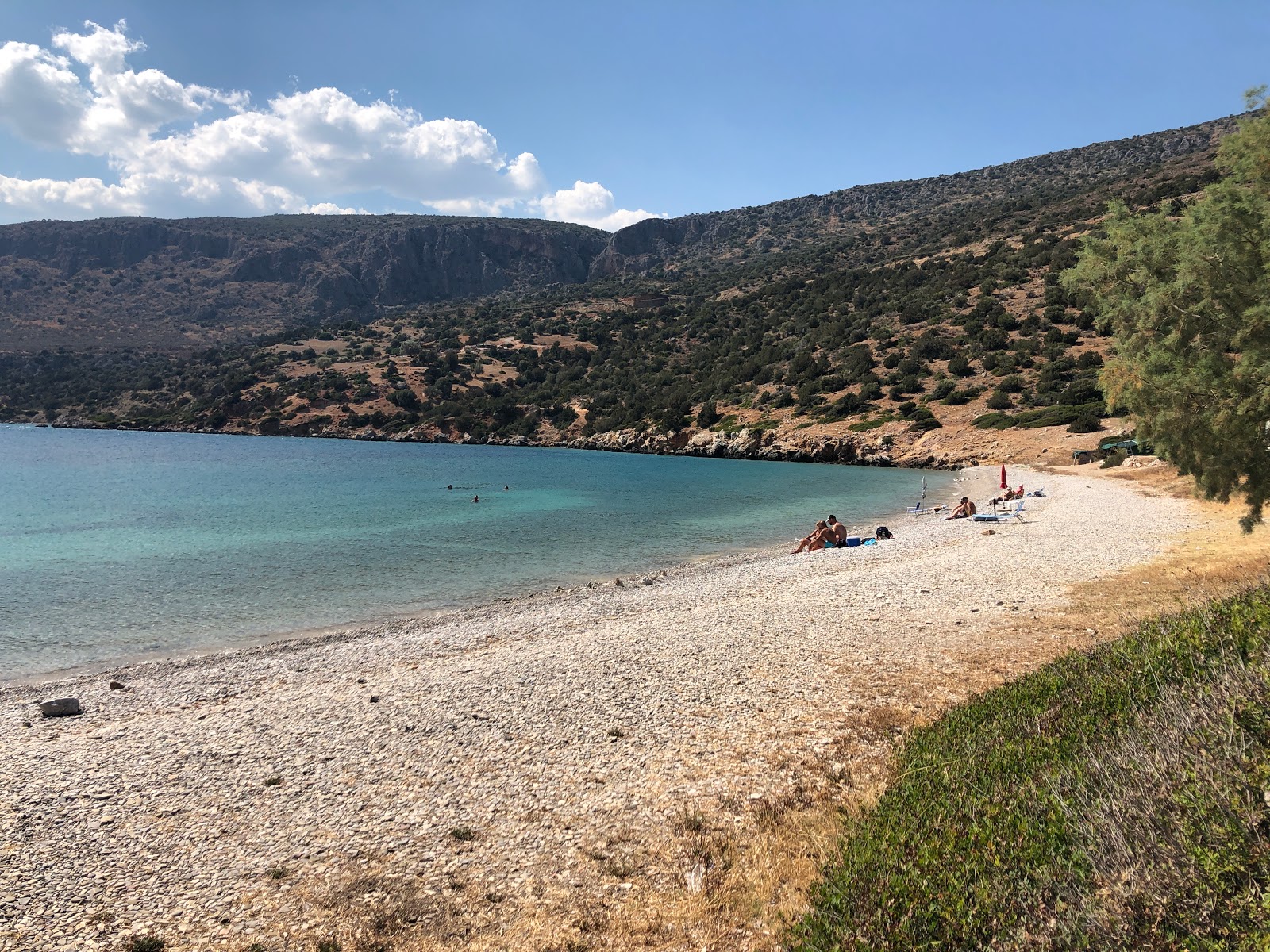 Foto van Agios Vlasios beach met kleine baai