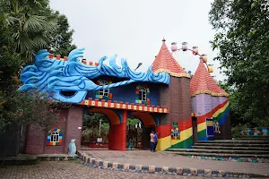 Blue Water Park image