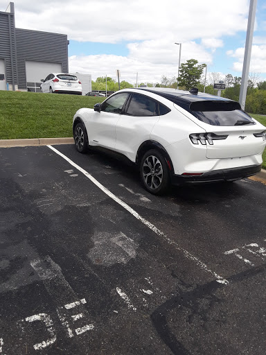 Ford Dealer «Tri-County Ford», reviews and photos, 4032 Commerce Pkwy, Buckner, KY 40010, USA