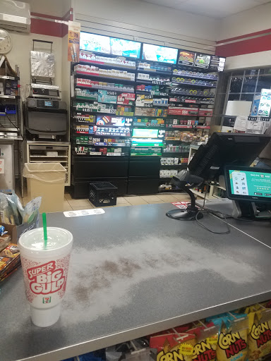 Convenience Store «7-Eleven», reviews and photos, 6100 S Apopka Vineland Rd, Orlando, FL 32819, USA