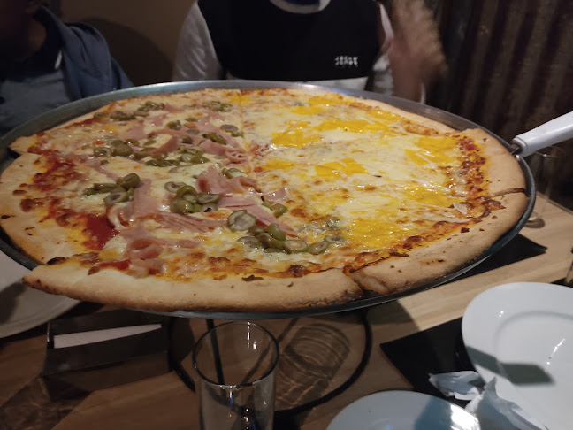 La Redonda | Pizza & Restó - Montevideo