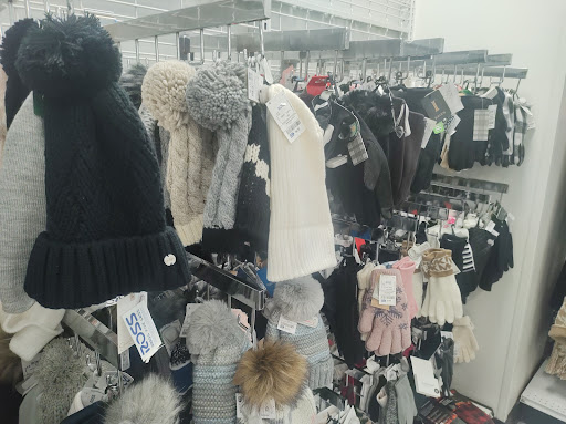 Clothing Store «Ross Dress for Less», reviews and photos, 201 E Main St, Alhambra, CA 91801, USA