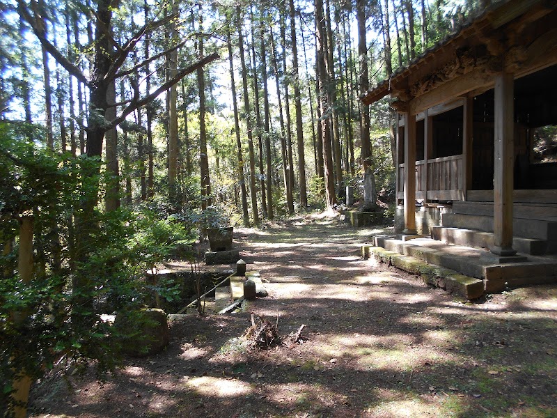 下矢川山神社