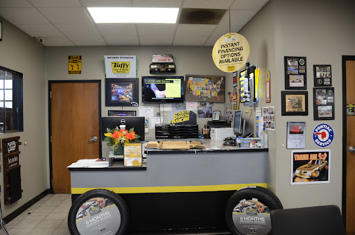 Auto Repair Shop «Tuffy Tire & Auto Service Center», reviews and photos, 2031 IL-59, Plainfield, IL 60586, USA