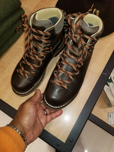 Shopping Mall «Shops Around Lenox», reviews and photos, 3400 Around Lenox Dr NE, Atlanta, GA 30326, USA