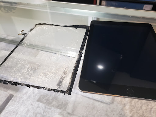 Mobile Phone Repair Shop «Revived Cellular & Technology», reviews and photos, 11070 SW Beaverton Hillsdale Hwy, Beaverton, OR 97005, USA