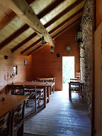 Atmosphère du Restaurant français Le Banc de l'Ours Restaurant d'Alpage à Autrans - n°8