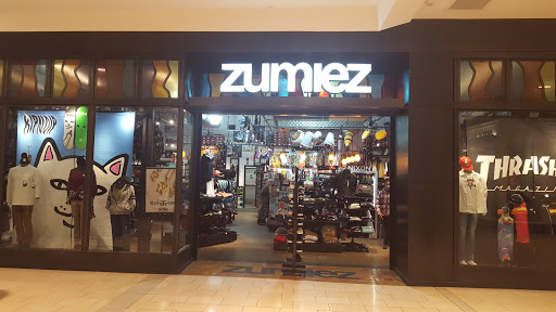 Zumiez