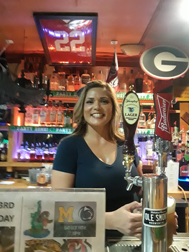 Liquor Store «Flight 747 Liquor Store & Lounge Bar», reviews and photos, 1500 Airport Rd, Jacksonville, FL 32218, USA