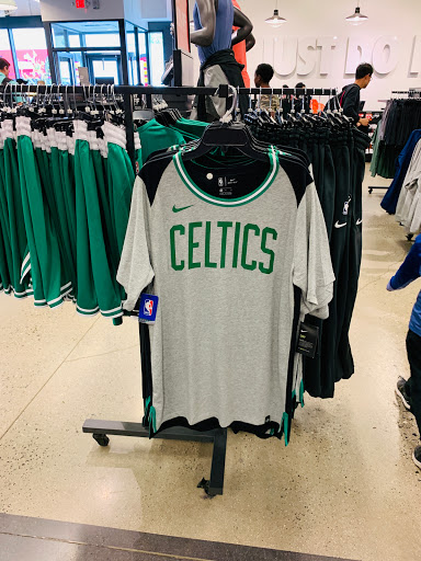 Sportswear Store «Nike Factory Store», reviews and photos, 300 Artisan Way, Somerville, MA 02145, USA
