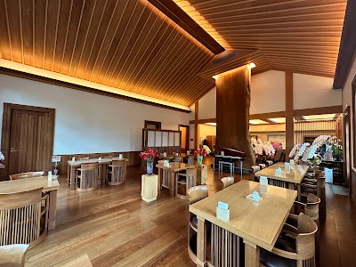 アドリア北出丸カフェ