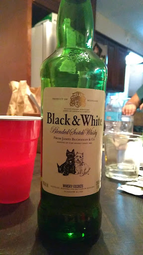 State Liquor Store «Liquor Barn», reviews and photos, 8170 W Golf Rd, Niles, IL 60714, USA