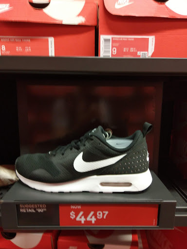 Clothing Store «Nike Factory Store», reviews and photos, 29300 Hempstead Rd #501, Cypress, TX 77433, USA