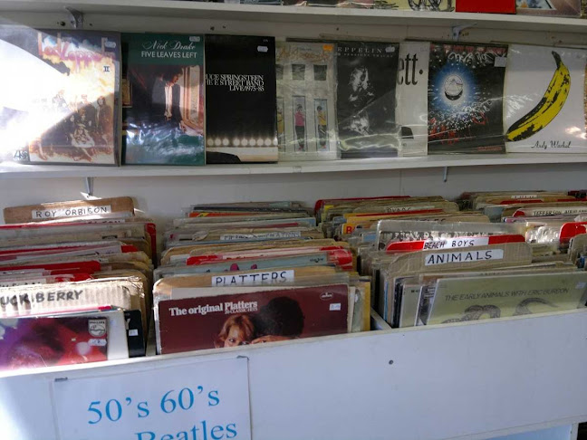 G.O. Record's & CD's - Music store