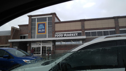 Supermarket «ALDI», reviews and photos, 5038 Highland Rd, Waterford Twp, MI 48327, USA