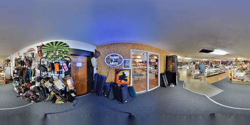 Tobacco Shop «Smoke Signals Pipe & Tobacco», reviews and photos, 3 Main St, Dover, NH 03820, USA