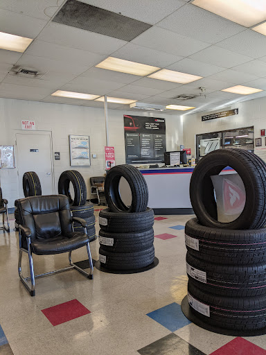Tire Shop «Firestone Complete Auto Care», reviews and photos, 10624 SE 240th St, Kent, WA 98031, USA