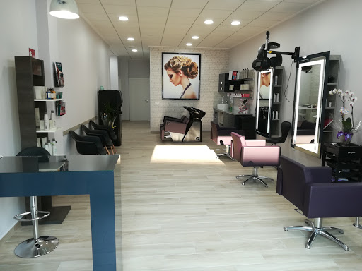 Peluquería Lidia Estilistes en El Verger, Alicante