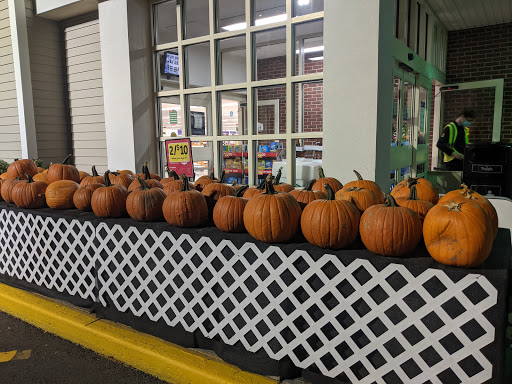 Grocery Store «Super Stop & Shop», reviews and photos, 100 Macy St, Amesbury, MA 01913, USA