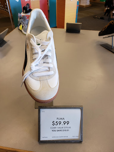 Shoe Store «DSW Designer Shoe Warehouse», reviews and photos, 110 Slater St, Manchester, CT 06040, USA