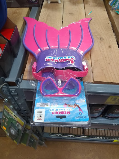 Grocery Store «Grocery Outlet Bargain Market», reviews and photos, 1060 Oroville Dam Blvd E, Oroville, CA 95965, USA