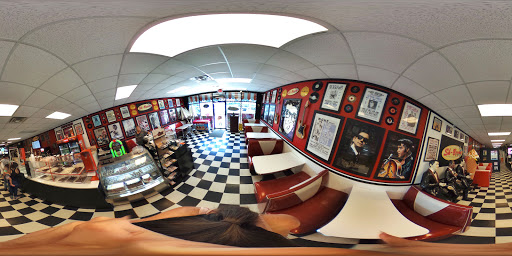 Dessert Shop «SH-Booms Ice Cream & The Oldies», reviews and photos, 42609 US-27, Davenport, FL 33837, USA