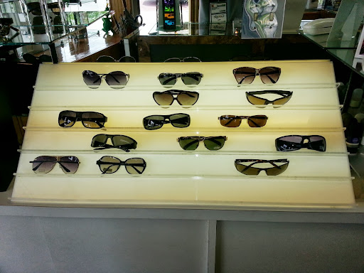 Optometrist «Eyeglass Emporium», reviews and photos, 552 Arthur Godfrey Rd, Miami Beach, FL 33140, USA