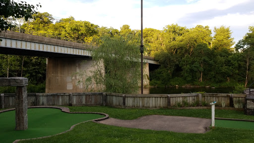 Golf Course «Riverfront Miniature Golf», reviews and photos, 218 River Rd, Unionville, CT 06085, USA