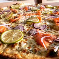 Pizza du Pizzas à emporter pizza Eguilles - pizza mama - n°11