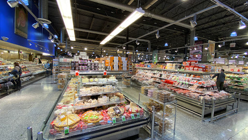 Grocery Store «Fresh Farms», reviews and photos, 20 S Milwaukee Ave, Wheeling, IL 60090, USA