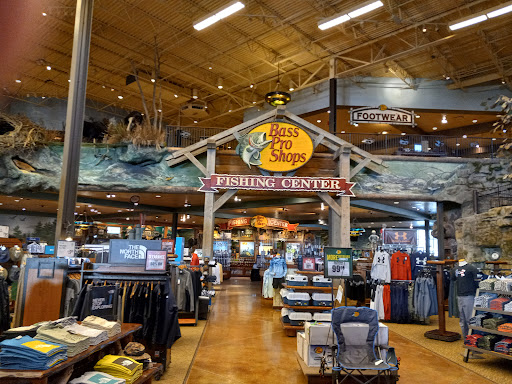 Sporting Goods Store «Bass Pro Shops», reviews and photos, 10000 Bass Pro Blvd, Rossford, OH 43460, USA