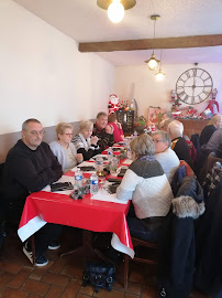 Atmosphère du Restaurant L'Escale à Sougy-sur-Loire - n°17