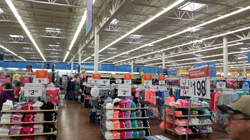 Department Store «Walmart Supercenter», reviews and photos, 11 Ashleigh Dr, Derry, NH 03038, USA