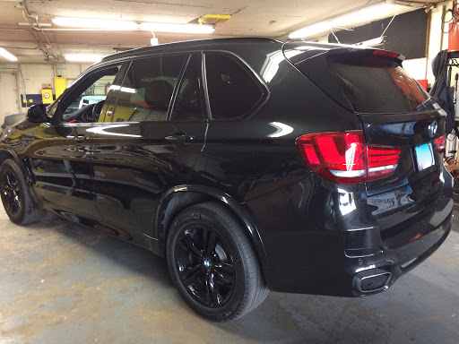 Car Stereo Store «Soundbytes Automotive Electronics,Inc», reviews and photos, 328 W N Ave, Northlake, IL 60164, USA