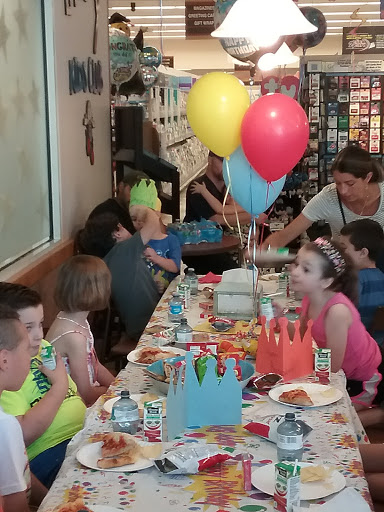 Supermarket «Big Y», reviews and photos, 1 E Silver St, Westfield, MA 01085, USA