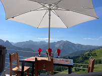 Atmosphère du Le Peguieou, restaurant d'altitude à Pra Loup. à Uvernet-Fours - n°4
