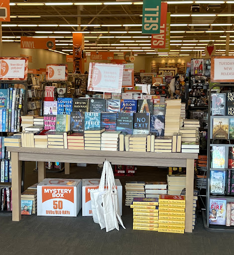 Used Book Store «2nd & Charles», reviews and photos, 12747 Jefferson Ave, Newport News, VA 23602, USA