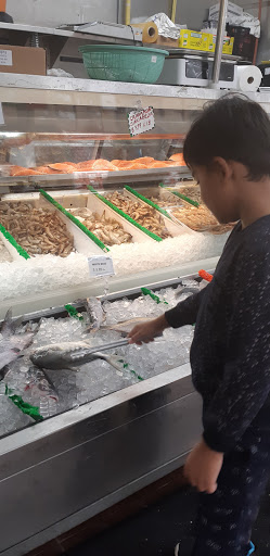 Supermarket «Megamart Supermarket», reviews and photos, 11790 Parklawn Dr, Rockville, MD 20852, USA