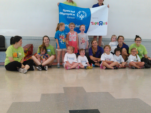 Community Center «Roeland Park Community Center», reviews and photos, 4850 Rosewood Dr, Roeland Park, KS 66205, USA