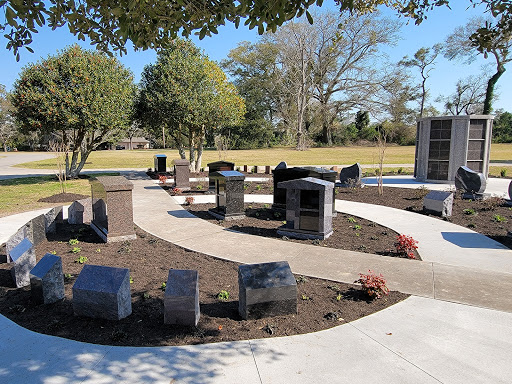 Cemetery «Oleander Memorial Gardens», reviews and photos, 306 Bradley Dr, Wilmington, NC 28409, USA
