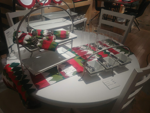 Furniture Store «Crate and Barrel», reviews and photos, 1102 Commons Dr, Geneva, IL 60134, USA