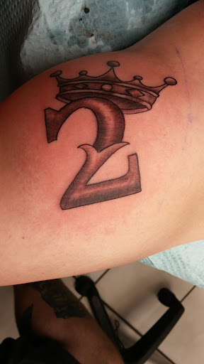 Tattoo Shop «Island Tattoo & Piercings», reviews and photos, 6600 Manatee Ave W, Bradenton, FL 34209, USA