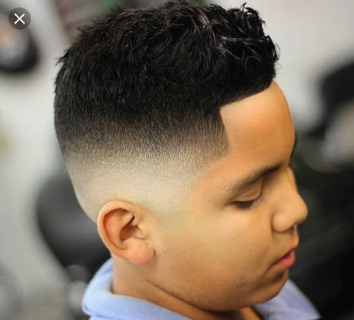 Barber Shop «Utopia Barber Shop», reviews and photos, 20-06 Utopia Pkwy, Whitestone, NY 11357, USA