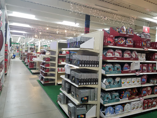 Home Improvement Store «Menards», reviews and photos, 290 N Bolingbrook Dr, Bolingbrook, IL 60440, USA