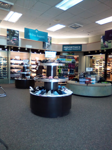 Shoe Store «Schuler Shoes: Woodbury», reviews and photos, 10150 Hudson Rd, Woodbury, MN 55129, USA