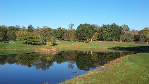 Golf Course «Sterling Farms Golf Course», reviews and photos, 1349 Newfield Ave, Stamford, CT 06905, USA