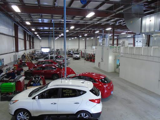 Auto Body Shop «Storm Auto Body», reviews and photos, 158 Commercial St, Watertown, CT 06795, USA