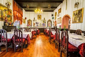 Aladino Restaurant image