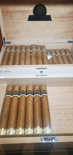 Cigar Shop «The Cigar Lounge», reviews and photos, 1710 Woodfield Rd, Schaumburg, IL 60173, USA